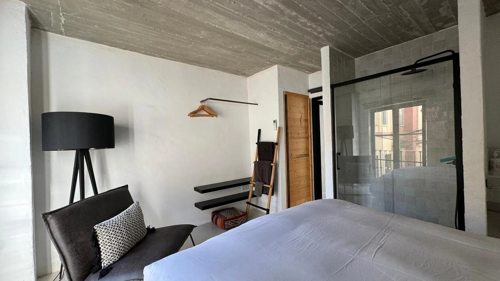 Unique Townhouse With Rooftop Pool Estepona 0*,  España